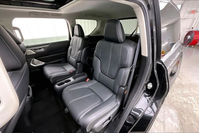 Certified 2025 INFINITI QX80 Sensory AWD/4WD image 21