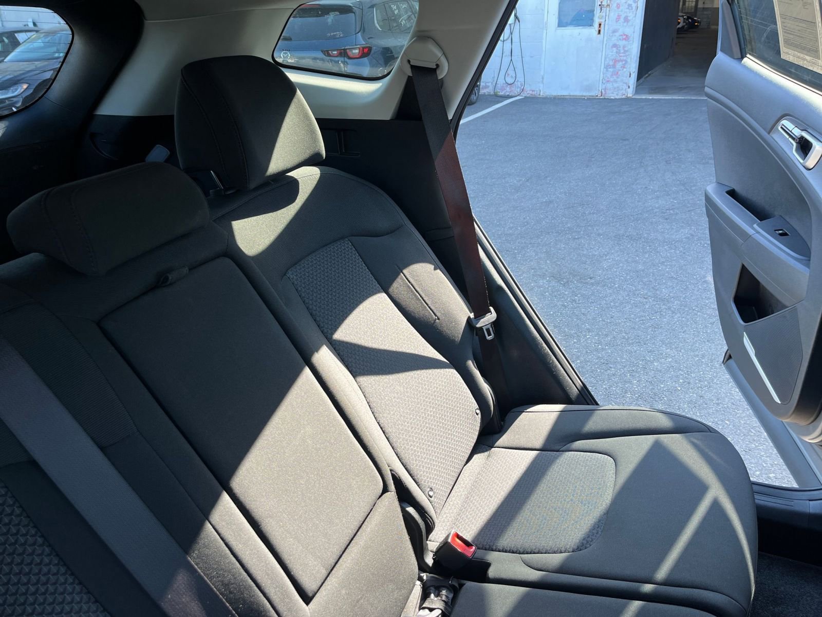 Used 2025 Kia Sportage LX image 36