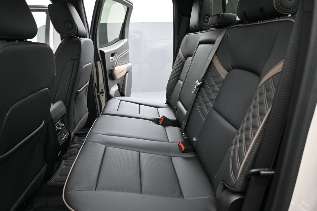 New 2026 GMC Canyon Denali AWD/4WD image 18