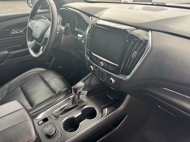 Used 2023 Chevrolet Traverse RS image 30