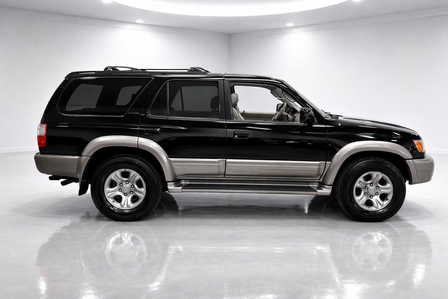Used 2001 Toyota 4Runner Limited image 5