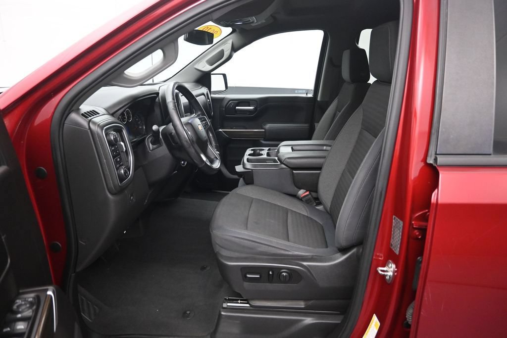 Used 2019 Chevrolet Silverado 1500 LT w/ Texas Edition AWD/4WD image 9