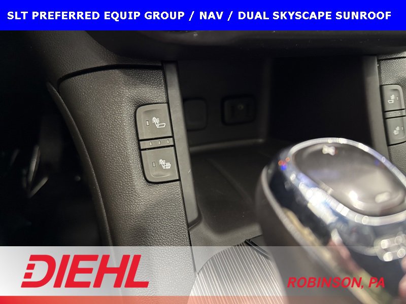 Used 2018 GMC Acadia SLT image 38