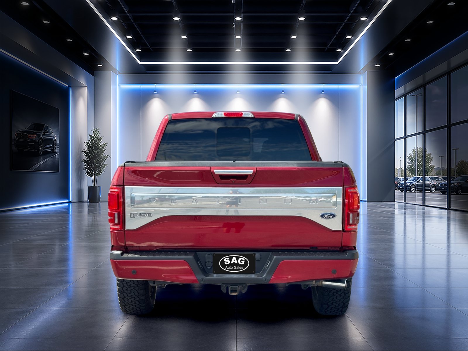 Used 2015 Ford F150 Platinum w/ Equipment Group 701A Luxury AWD/4WD image 5