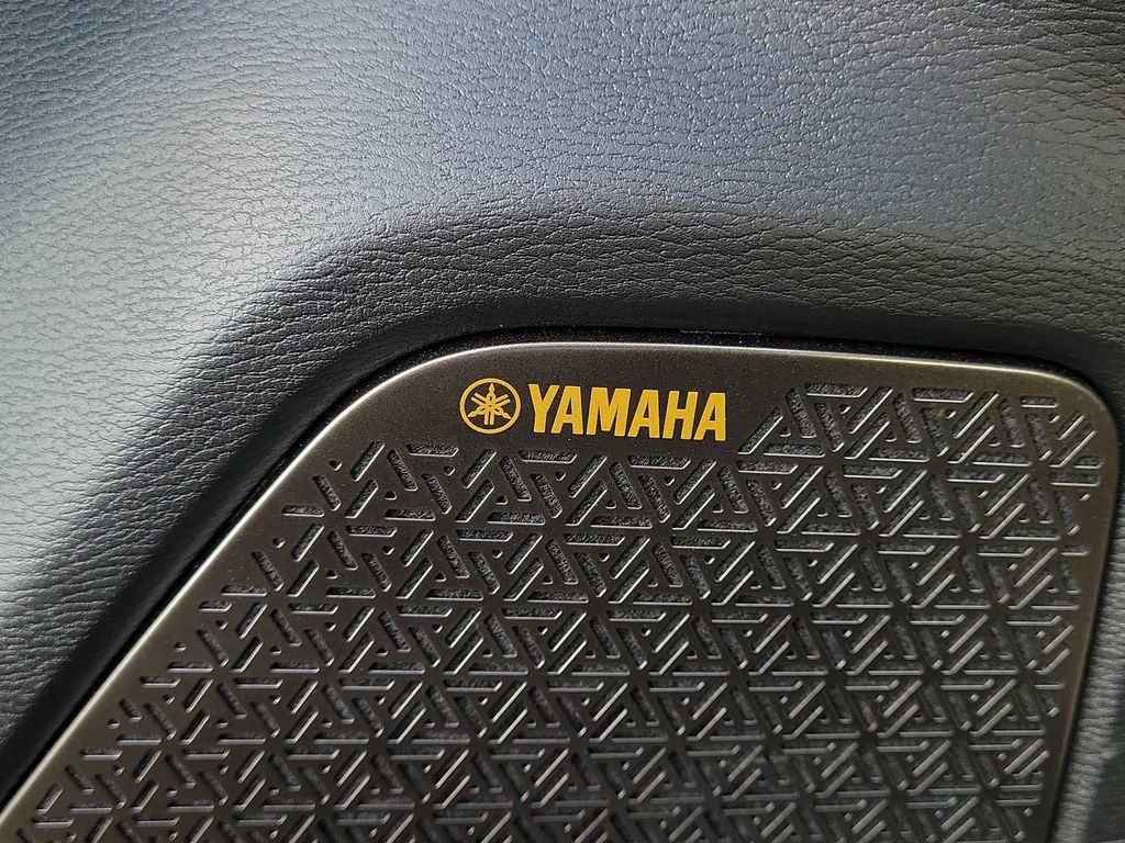 New 2025 Mitsubishi Outlander SE image 26