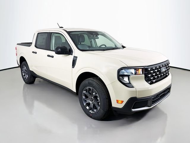New 2025 Ford Maverick XLT w/ Equipment Group 301A