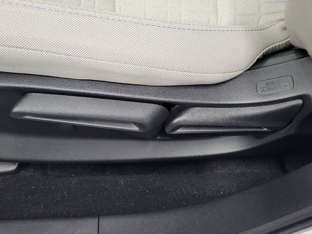 Certified 2023 Honda HR-V LX image 23