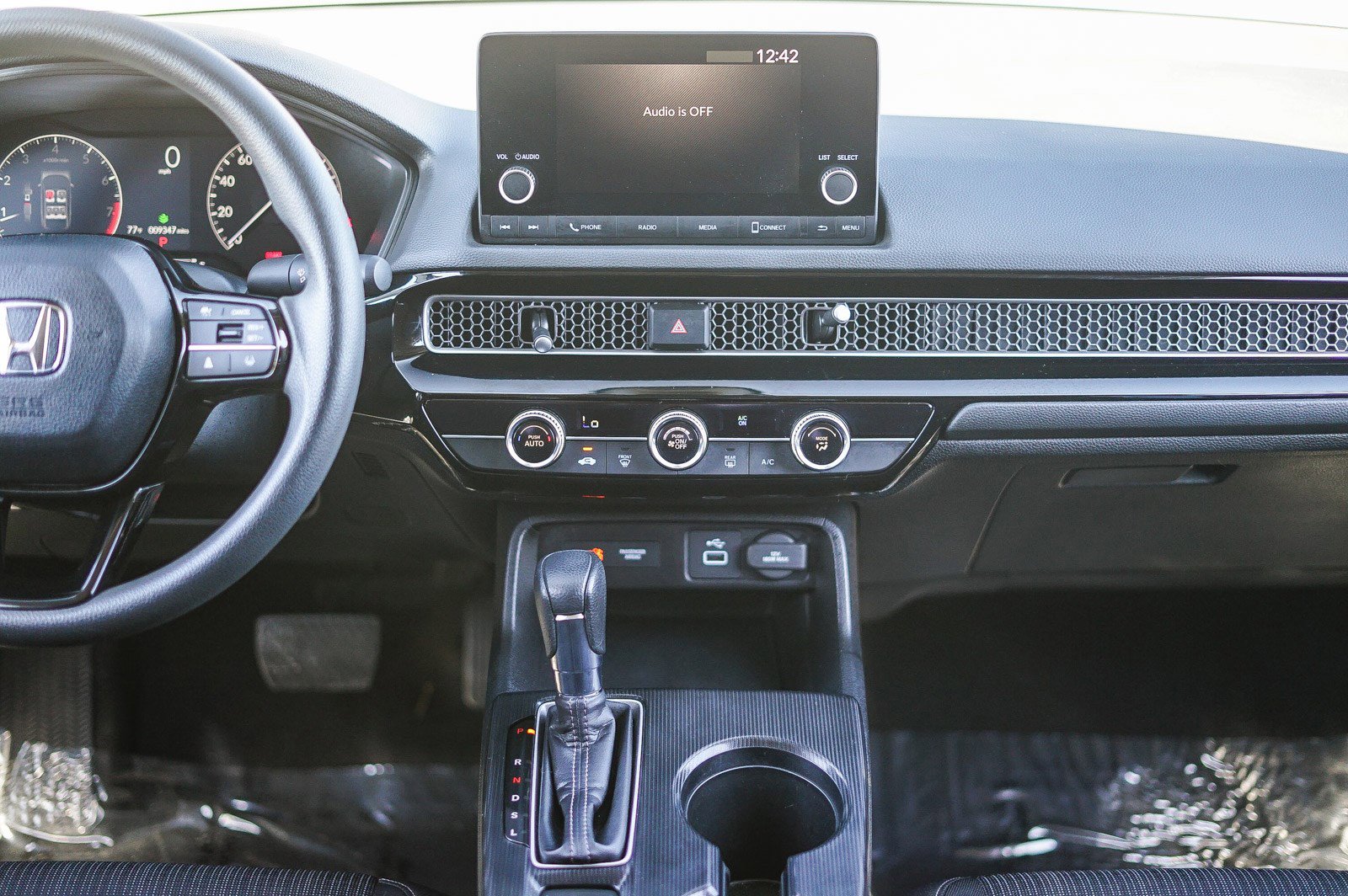 Used 2023 Honda Civic LX image 14