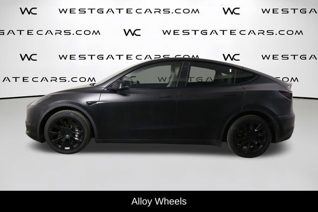 Used 2021 Tesla Model Y Long Range AWD/4WD image 39