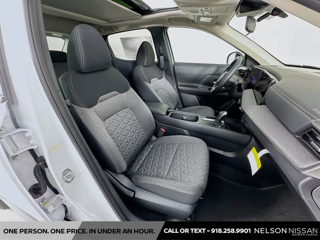 New 2026 Nissan Kicks SV w/ SV Premium Package FWD image 27