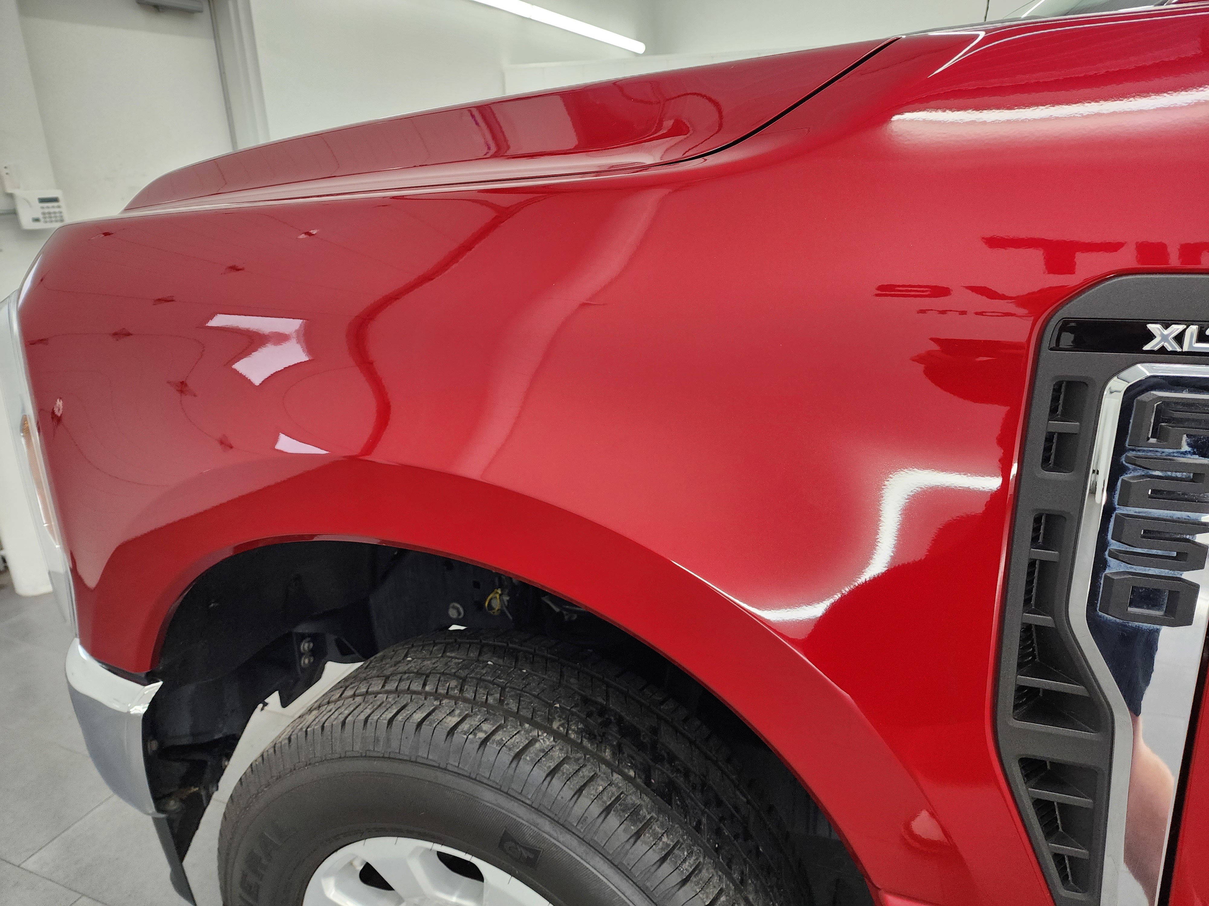 Used 2024 Ford F250 XLT image 32