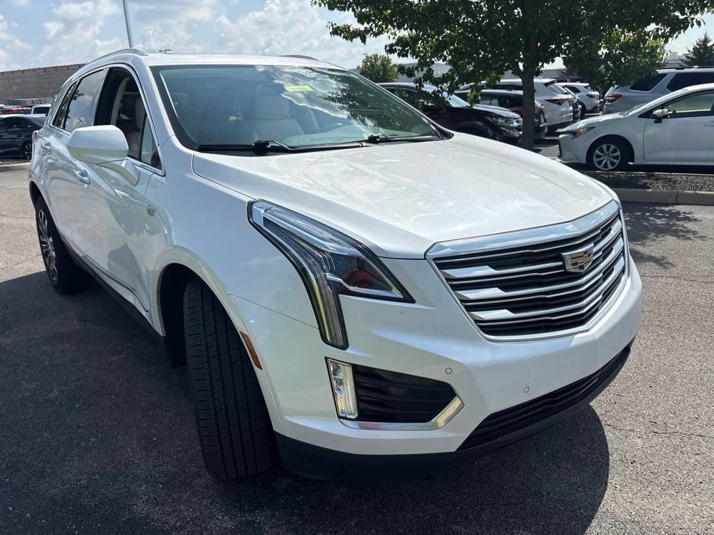 Used 2017 Cadillac XT5 Premium Luxury w/ LPO, Wheel Lock Package AWD/4WD image 14