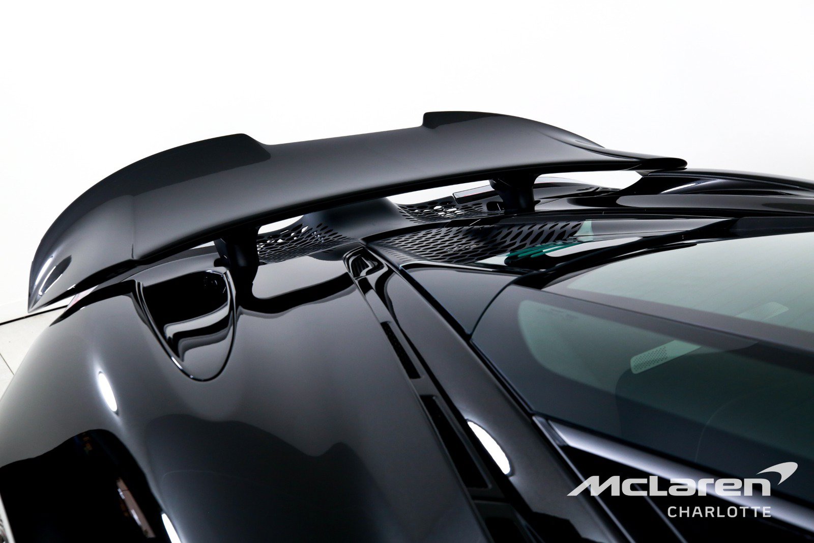 New 2027 McLaren 750S RWD image 32