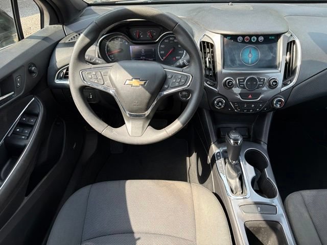 Used 2017 Chevrolet Cruze LT w/ Sun And Sound Package FWD image 19