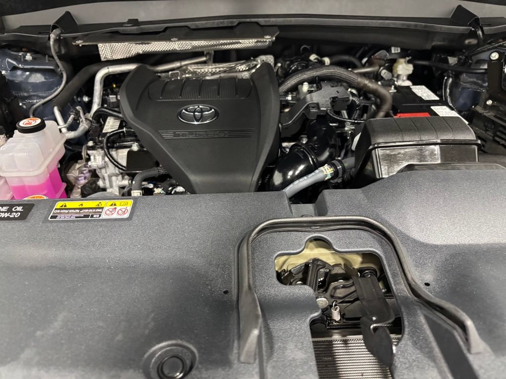Used 2025 Toyota Grand Highlander AWD image 72