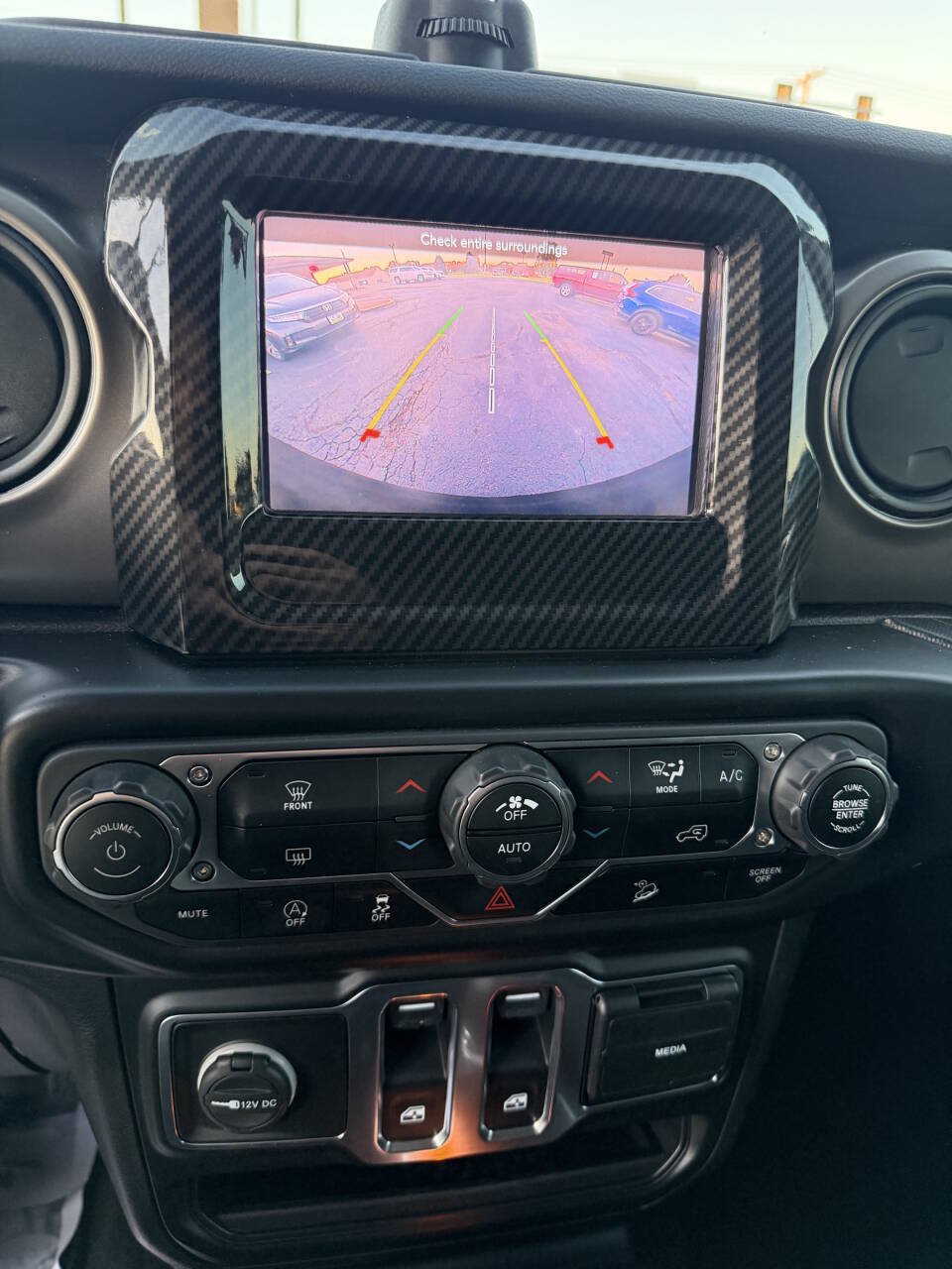 Used 2020 Jeep Wrangler Sport AWD/4WD image 20