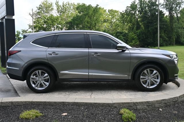Used 2025 Acura MDX SH-AWD image 4
