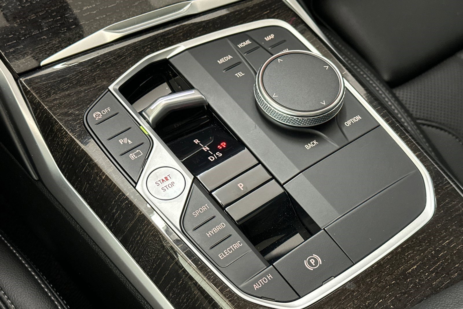 Certified 2023 BMW 330e w/ M Sport Package image 17