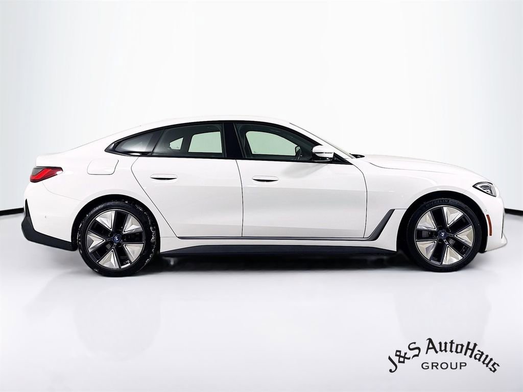 Used 2023 BMW i4 eDrive35 image 8