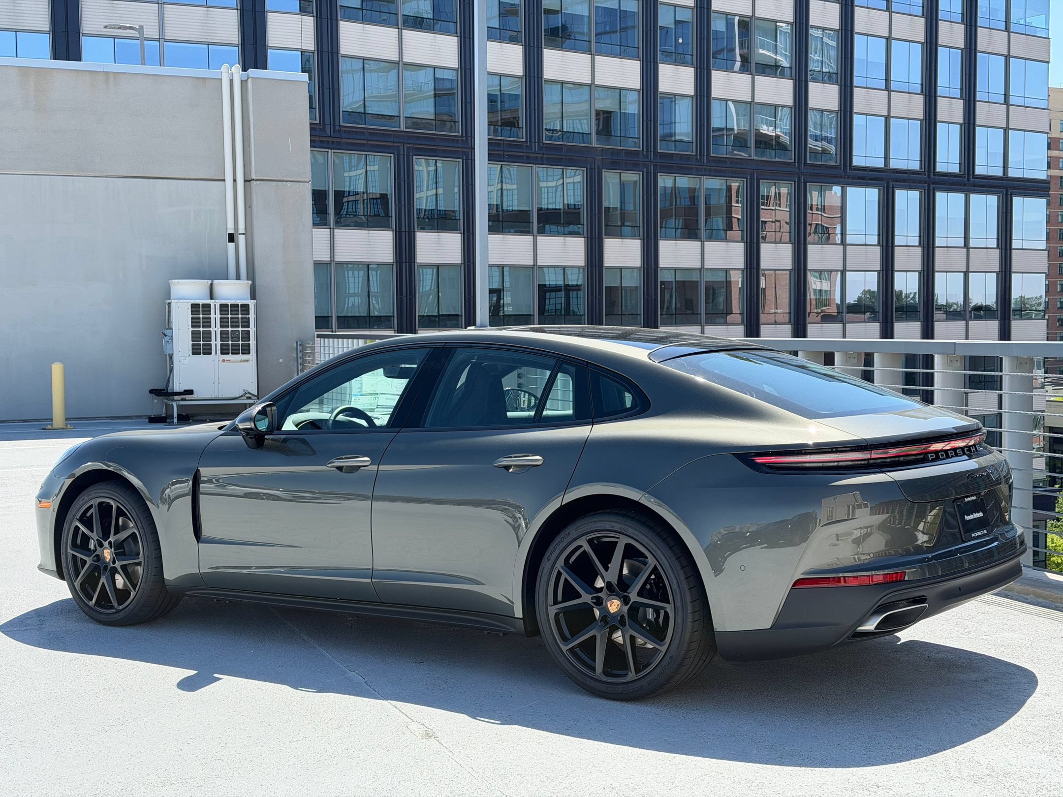 New 2026 Porsche Panamera 4 AWD/4WD image 3
