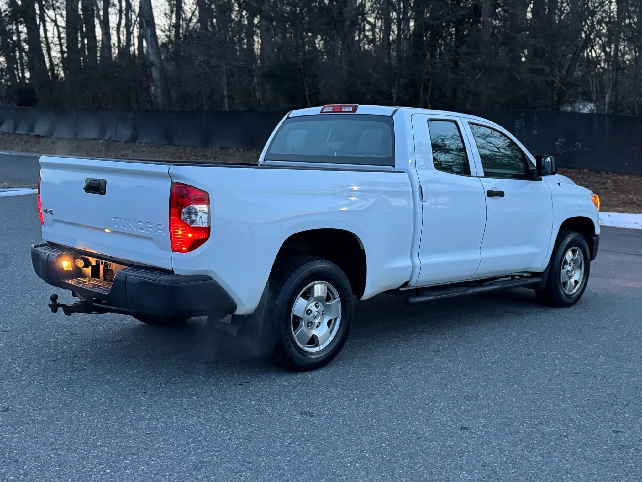 Used 2014 Toyota Tundra SR image 6