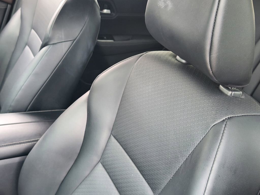 Used 2023 Nissan Rogue SV w/ SV Premium B Package image 15