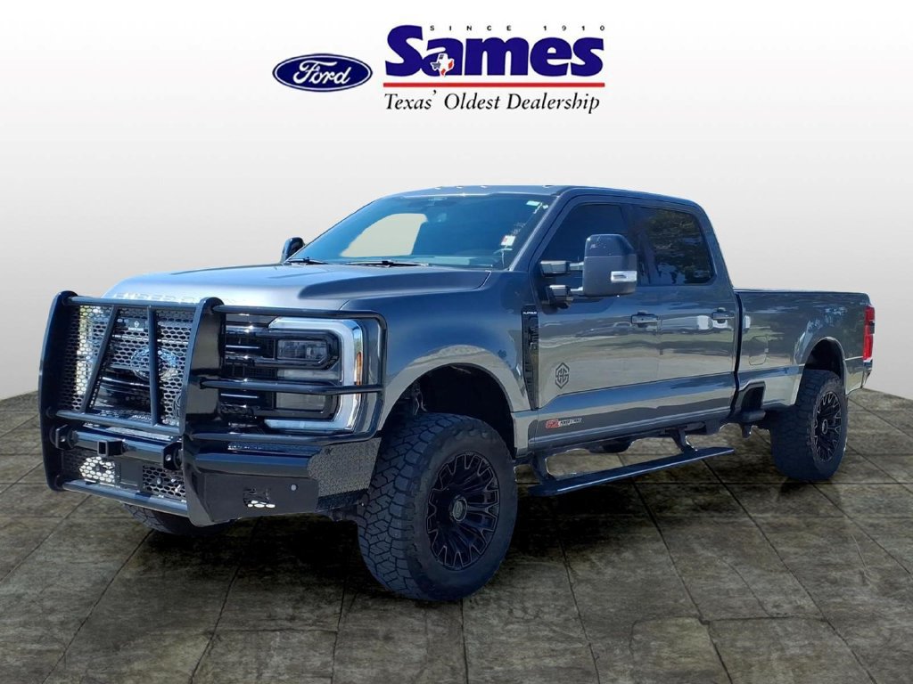 Used 2025 Ford F350 Platinum AWD/4WD image 7