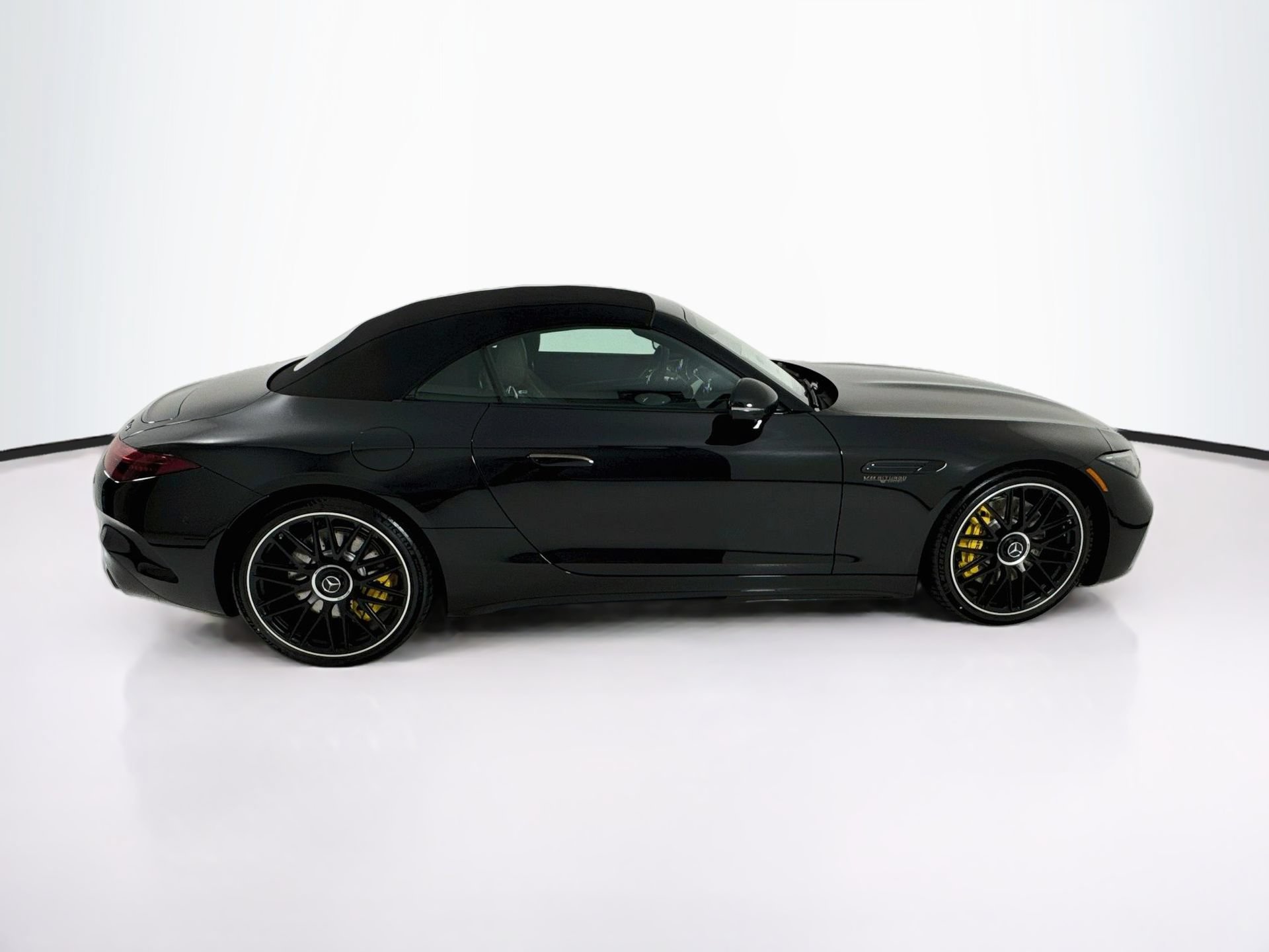 New 2027 Mercedes-Benz SL 63 AMG 4MATIC image 9