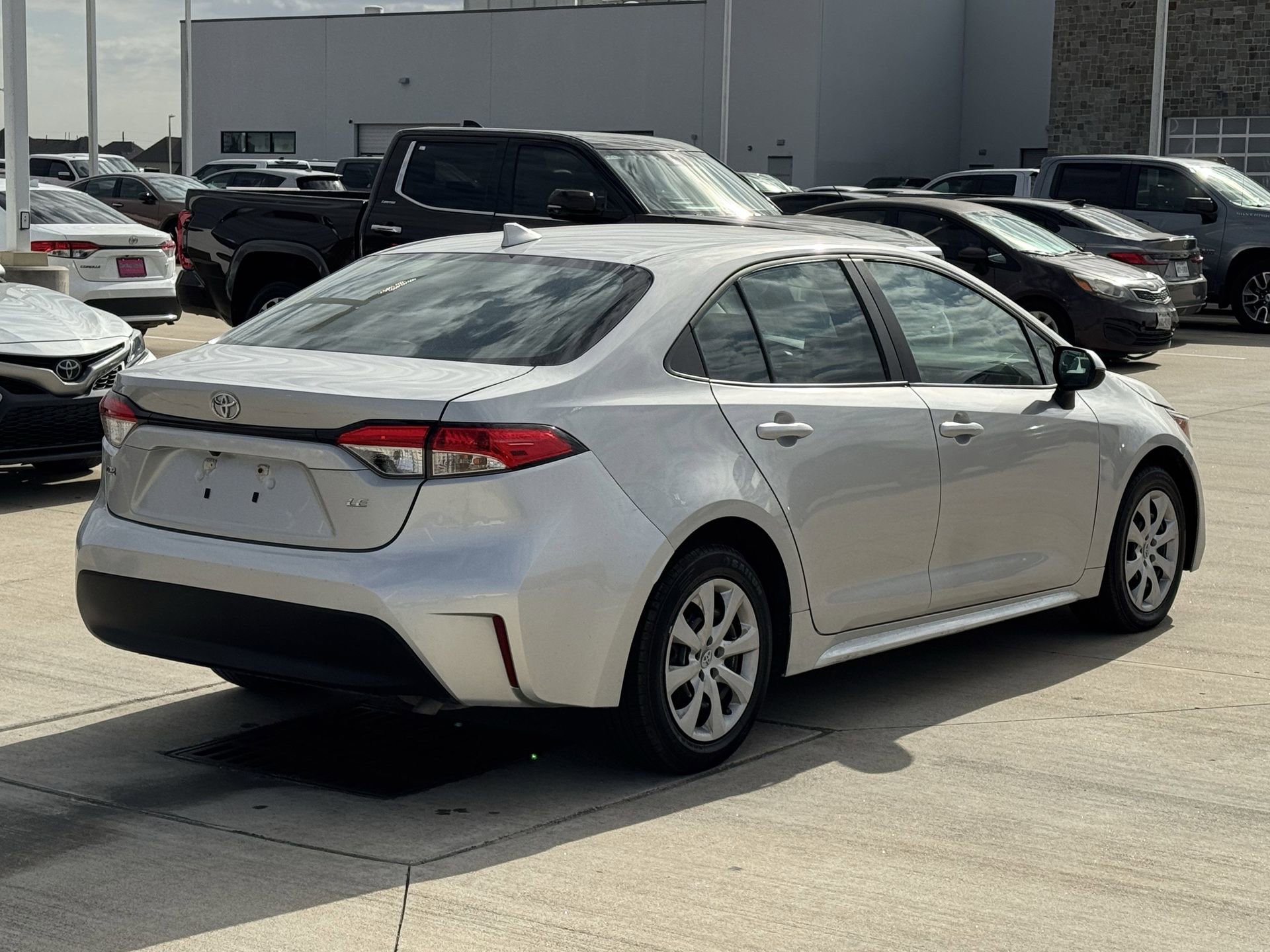 Certified 2024 Toyota Corolla LE image 3