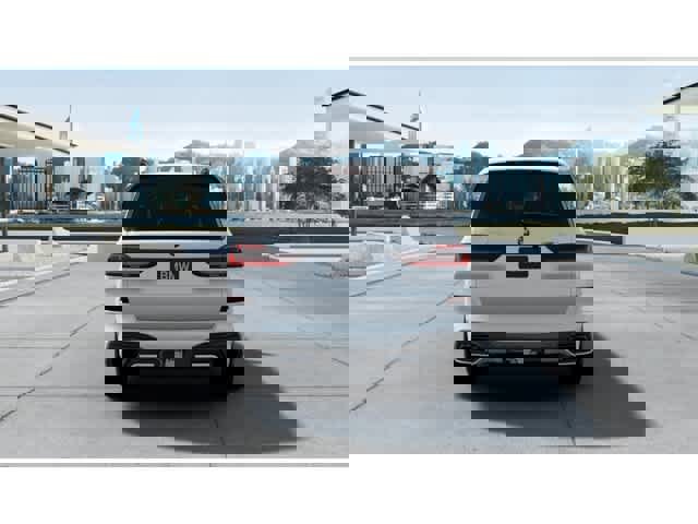 New 2026 BMW X7 xDrive40i w/ M Sport Package image 5