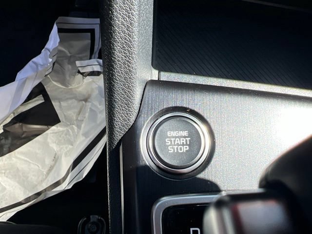 Certified 2026 Kia Sportage LX FWD image 24