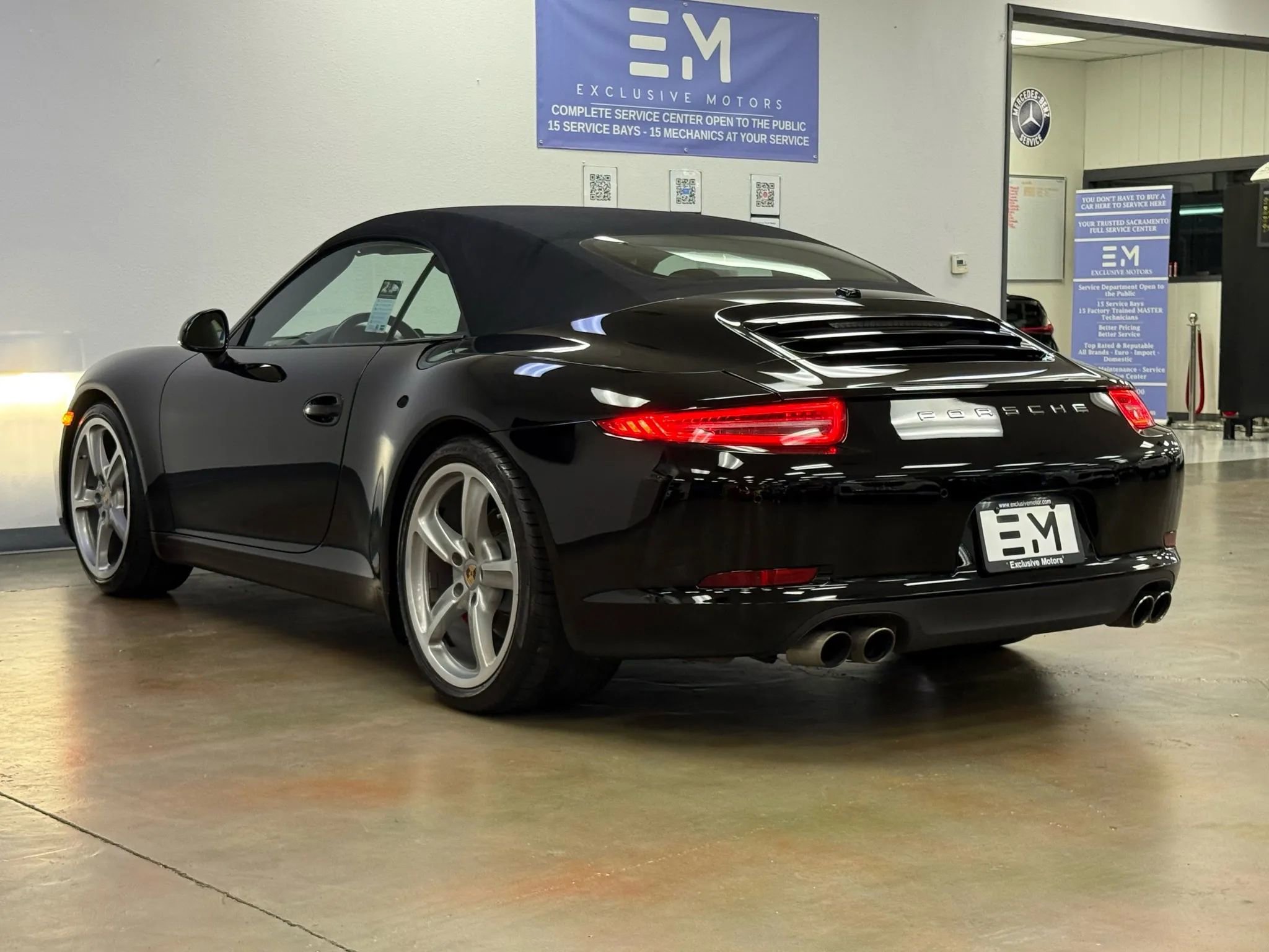 Used 2014 Porsche 911 Carrera S image 6