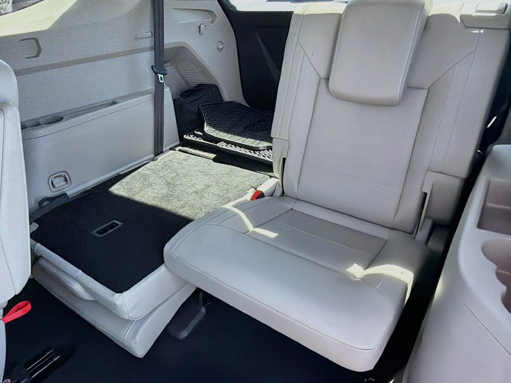 Used 2023 Volkswagen Atlas SE w/ Panoramic Sunroof Package AWD/4WD image 25