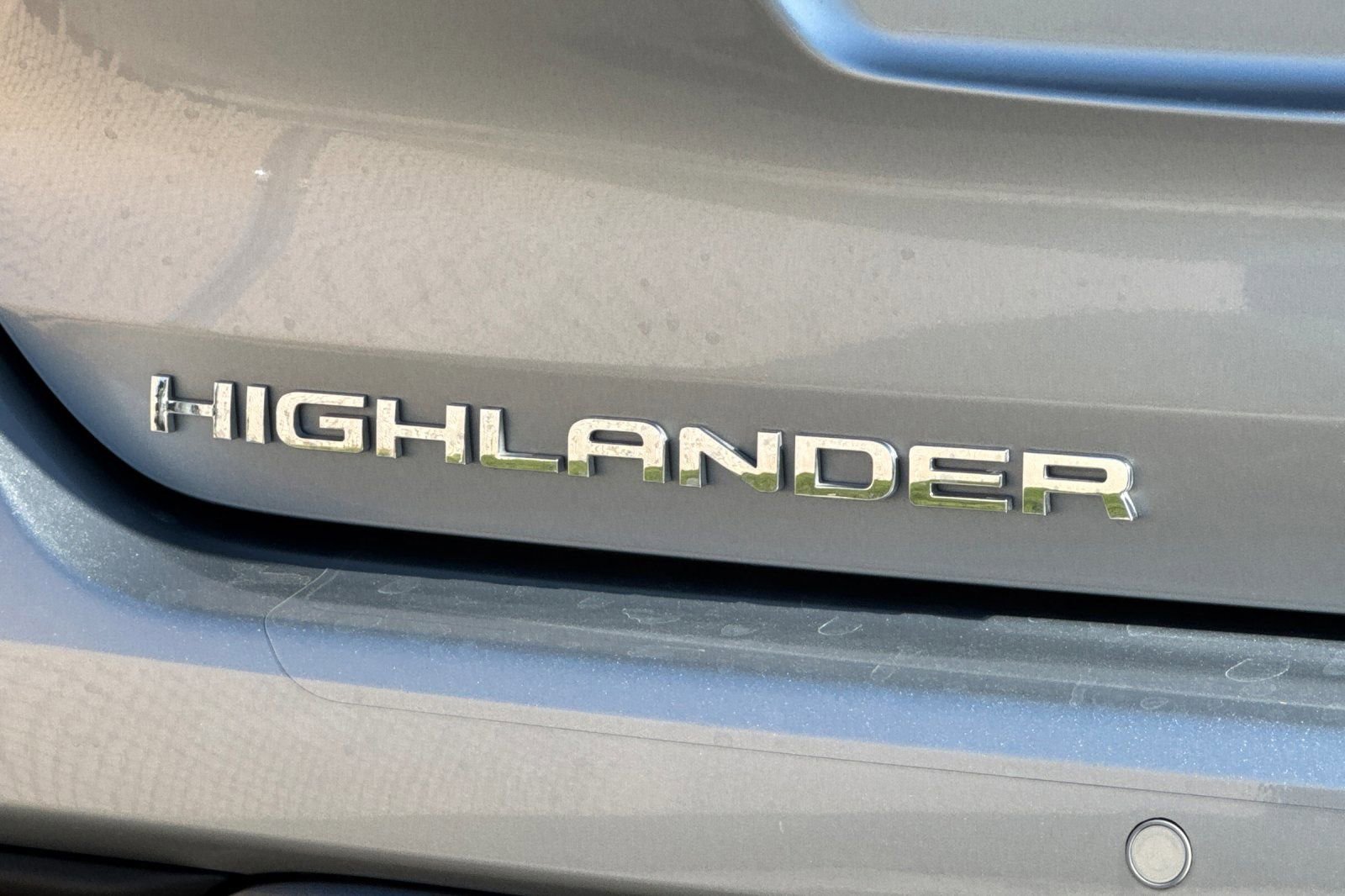 Used 2023 Toyota Highlander Limited FWD image 29