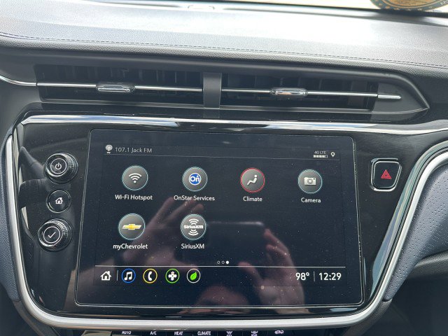 Used 2023 Chevrolet Bolt EUV Premier image 19