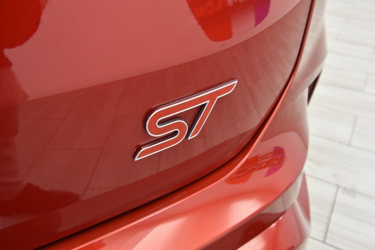 Used 2021 Ford Edge ST w/ Equipment Group 401A image 34