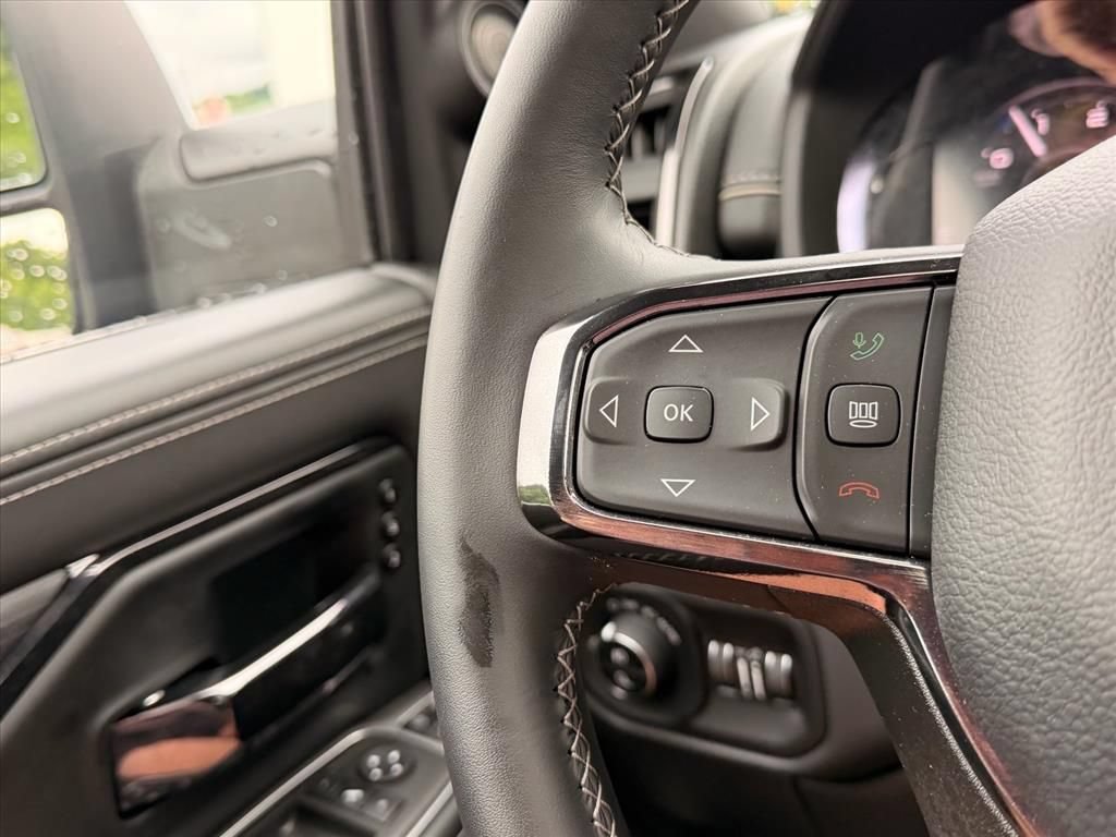 Used 2024 RAM 3500 Limited AWD/4WD image 18