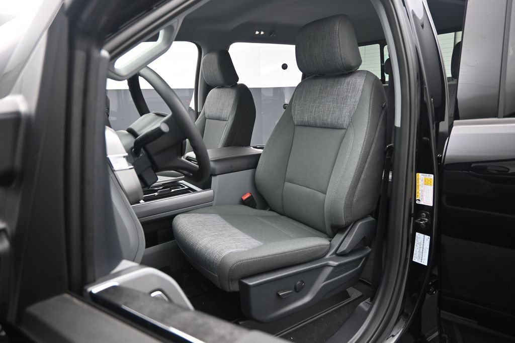 New 2026 Ford F250 XLT w/ XLT Premium Package AWD/4WD image 8