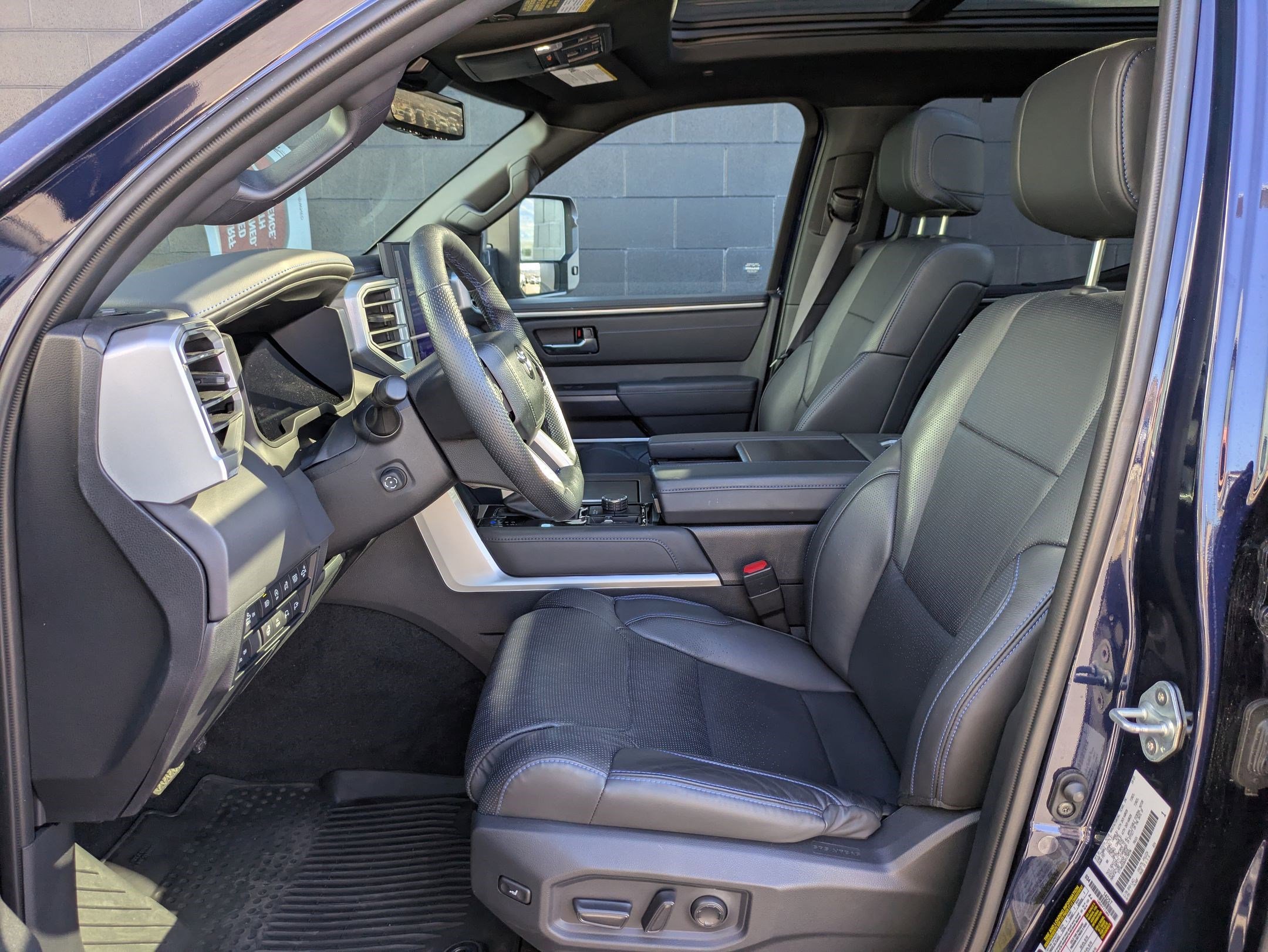 Used 2024 Toyota Tundra Platinum AWD/4WD image 21