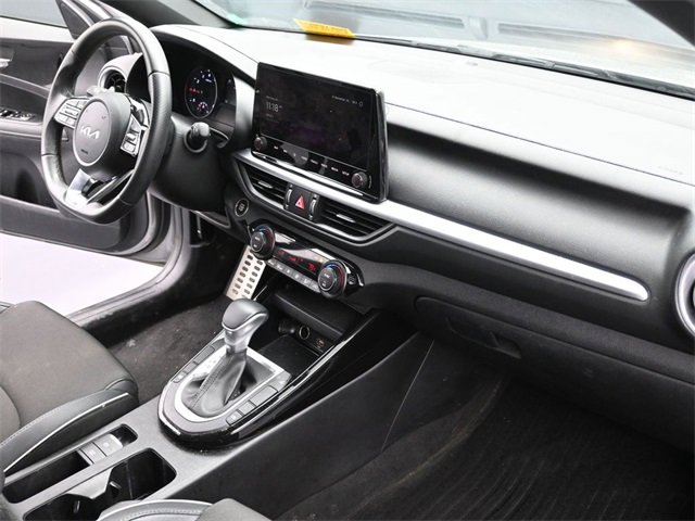 Used 2024 Kia Forte GT-Line image 29