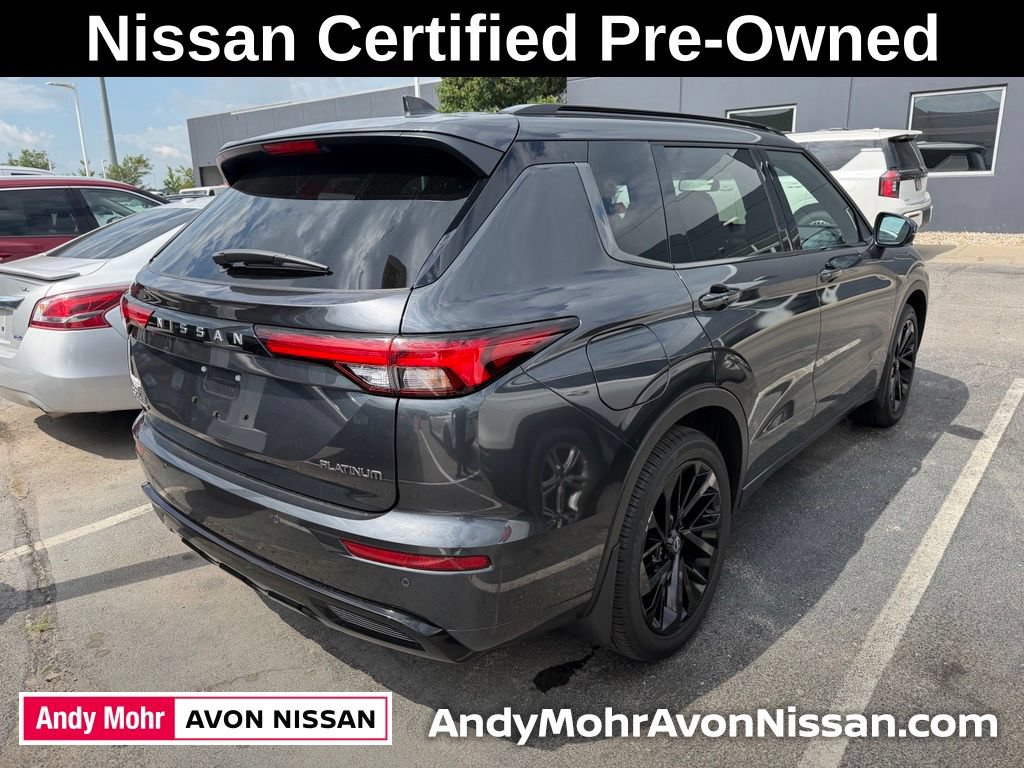 Used 2026 Nissan Rogue Platinum w/ Family Package AWD/4WD image 3