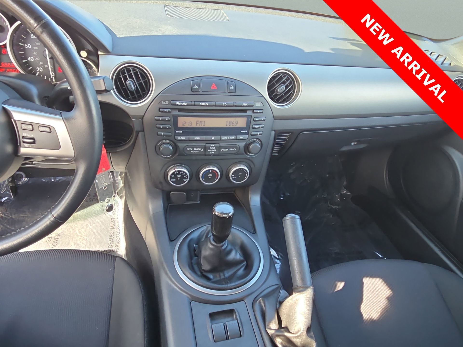 Used 2012 MAZDA MX-5 Miata Touring w/ Suspension Pkg image 21