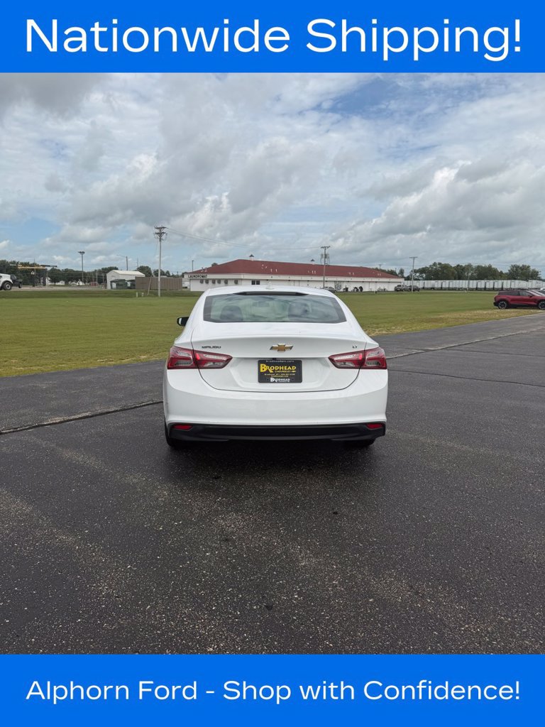 Used 2021 Chevrolet Malibu LT FWD image 4