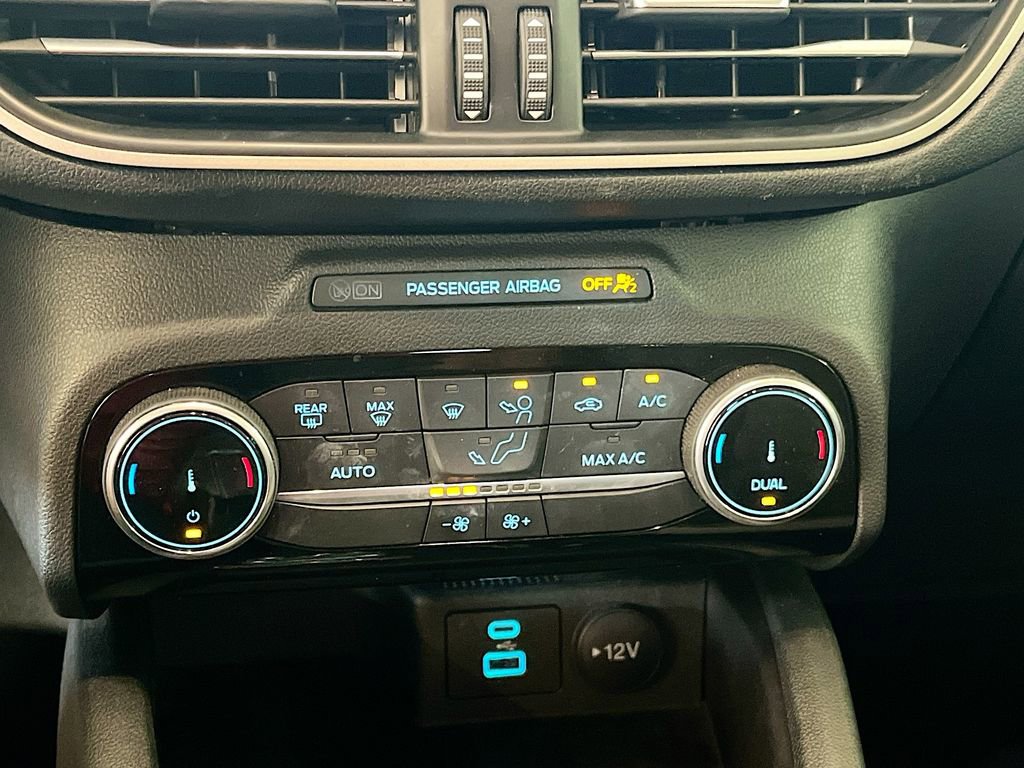 Used 2022 Ford Escape SE w/ SE Sport Appearance Package FWD image 15
