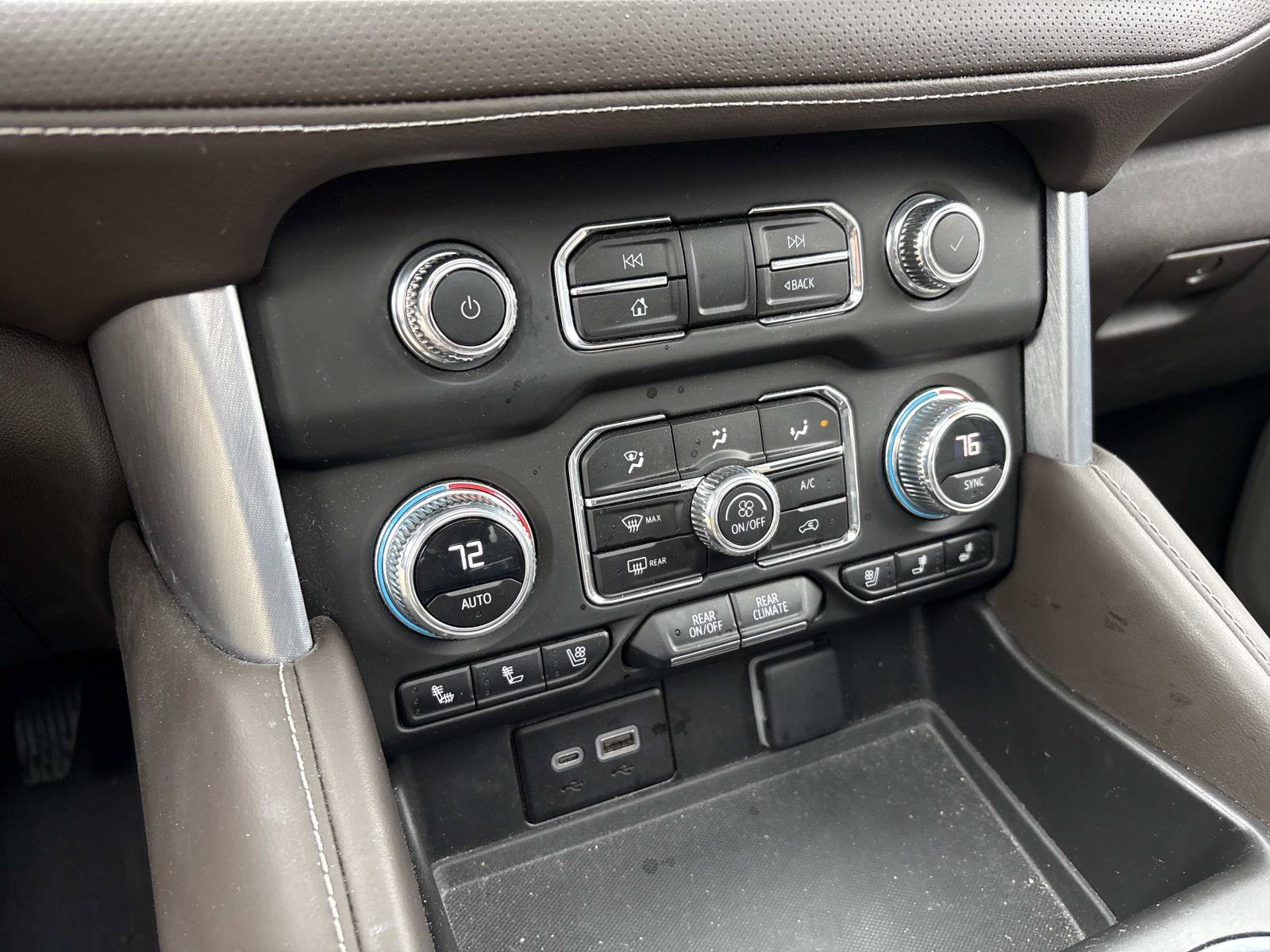 Certified 2023 GMC Yukon SLT w/ SLT Luxury Package image 26