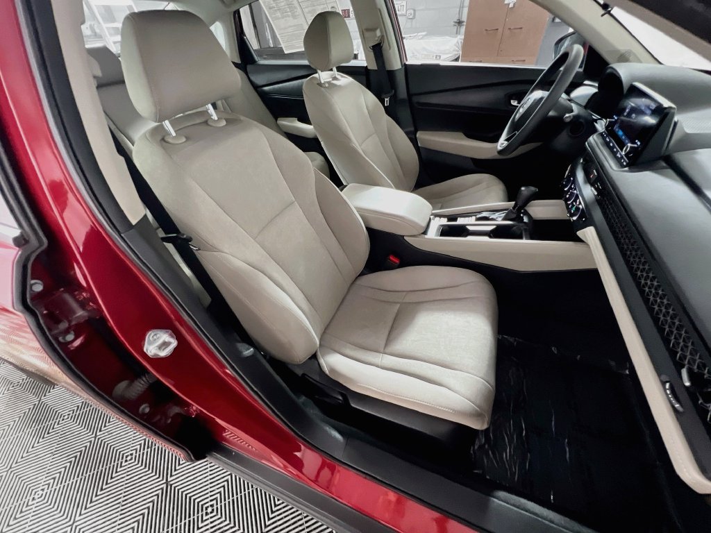 Used 2024 Honda Accord EX image 28