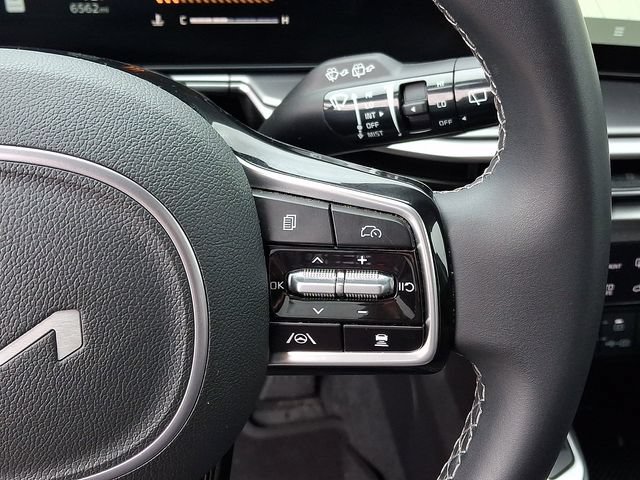 Used 2025 Kia Sorento S AWD/4WD image 21