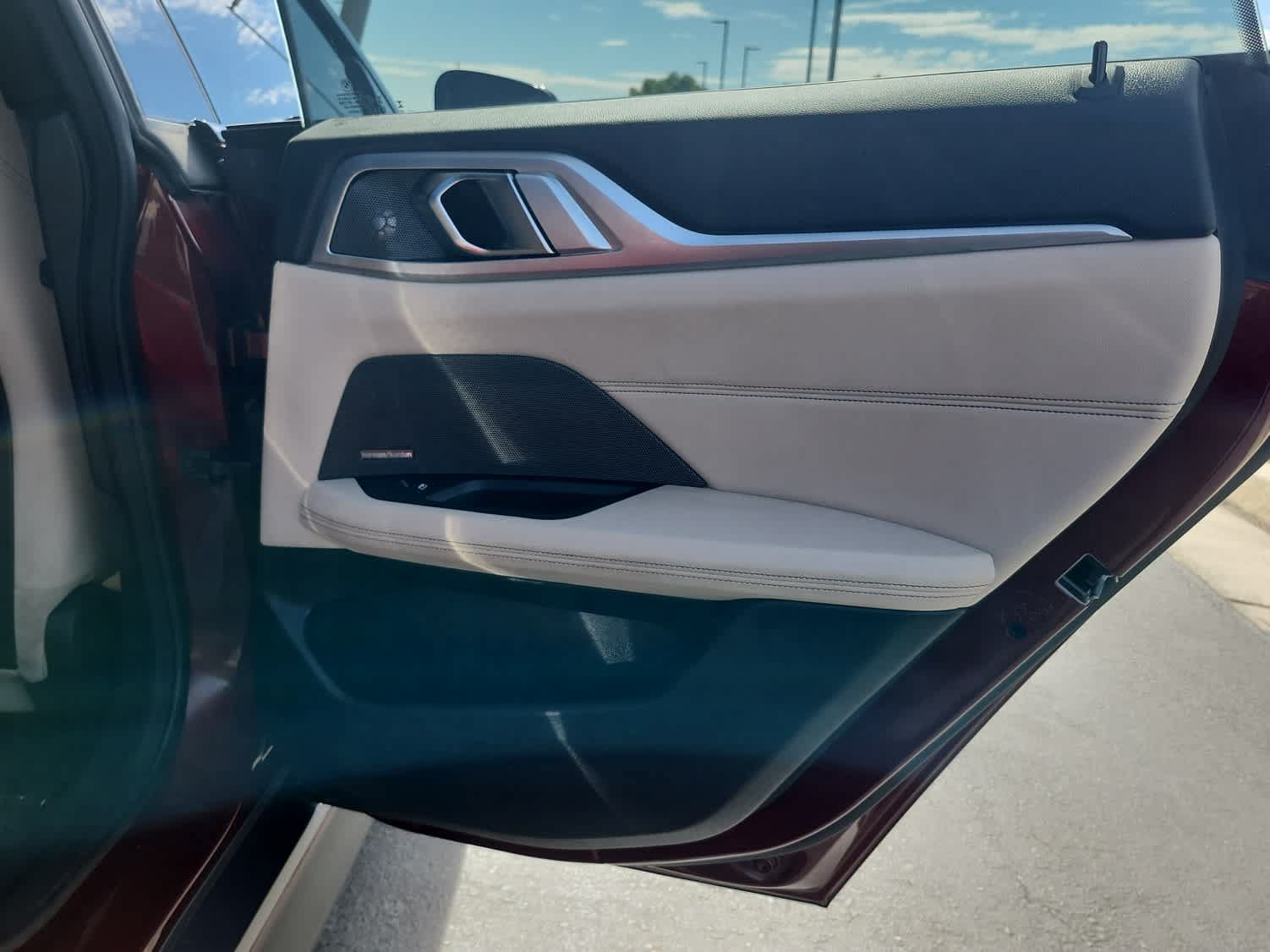 Used 2023 BMW i4 eDrive40 w/ Premium Package RWD image 13