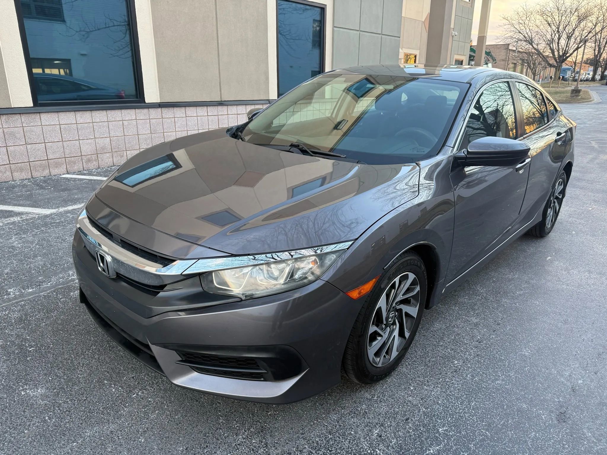 Used 2016 Honda Civic EX image 5