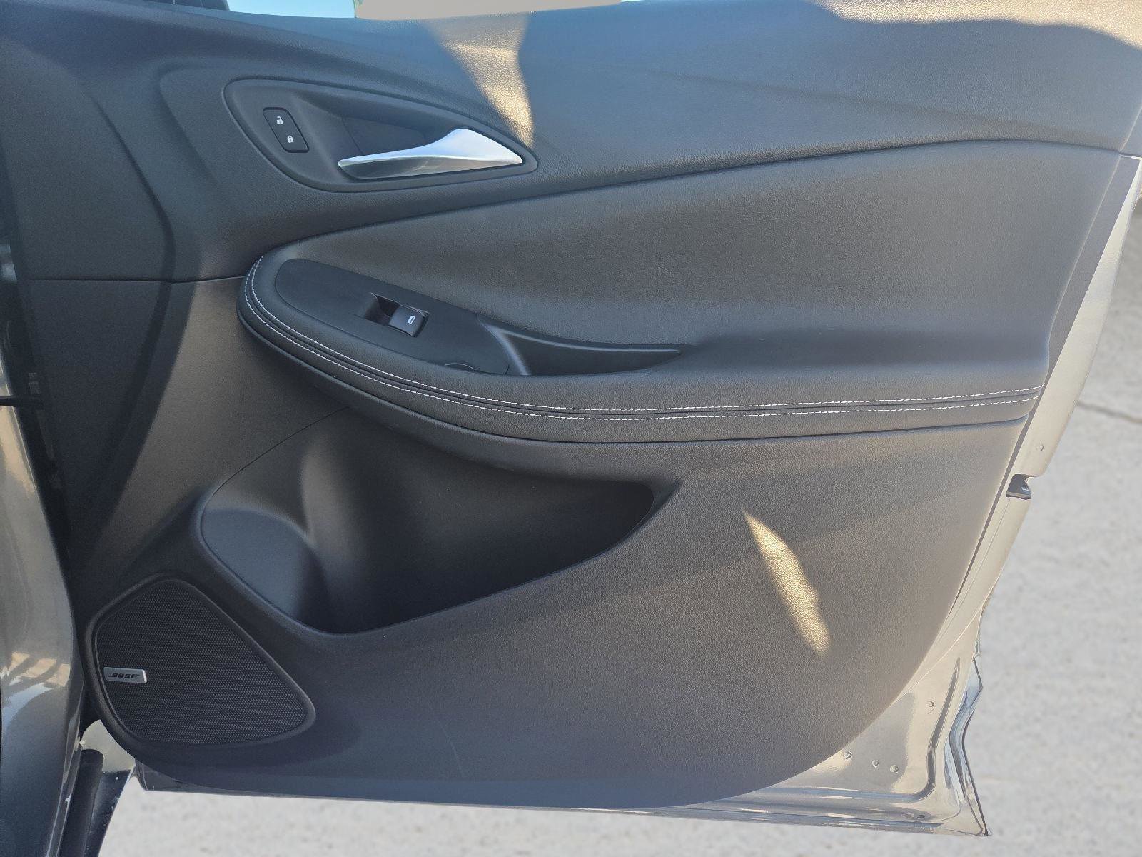 Used 2026 Buick Encore GX Avenir w/ Avenir Technology Package image 33